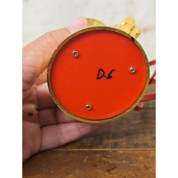 Pair Of Vintage Chinese Style Electric Candle Alter Lamps Dragon Design - Picture 4 of 4